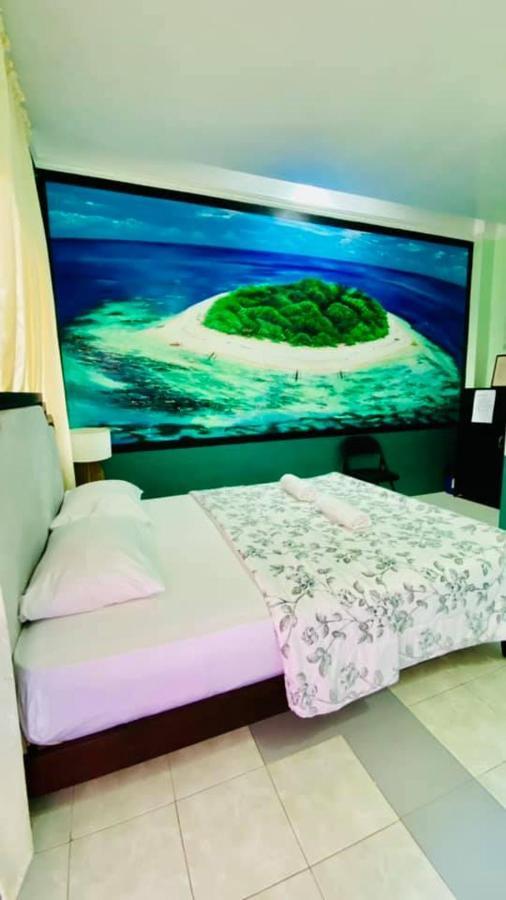 Havendwell Garden Resort Mambajao Exterior photo